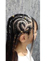 エクステンション リズム 新小岩店(EXTENSION RHYTHM)&nbsp;コーンロウハーフ・ハートデザイン