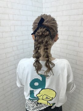 ベルデイズ 横浜西口店(BELDAYS) 編みおろしのツインアレンジ