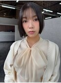 黒髪ボブ薄め前髪