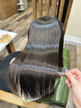 シーン(seen.) 美髪矯正/髪質改善カラー/髪質改善トリートメント［札幌/大通］