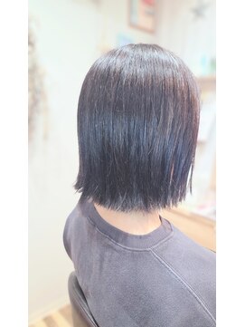 ククナ(kukuna) 切りっぱなしボブ