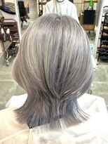 TONE(トーン)by Chara 池袋 髪質改善 ダブルカラー 【4月上旬OPEN(予定)】 ウルフカット/ハイトーンカラー/グレージュ【池袋東通り】