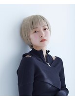 ラフィス ヘアー ハーバー 横浜店(La fith hair Harbor) 【La fith】丸みショート×プラチナブロンド