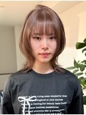 ミディアムハッシュカットミディアムレイヤーカットハイトーン