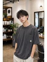 MEN's Baguz MEN'Sカット/ MEN'Sパーマ/ MEN'Sカラー 無造作ウェーブの韓国風メンズマッシュ