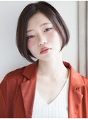 エアリーグレージュひし形シルエット大人前下がりショートボブ