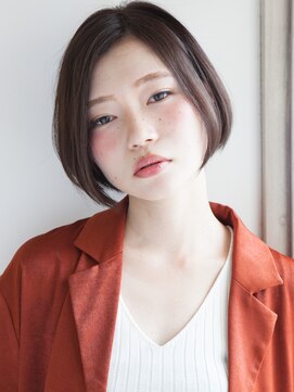 パティオン(PATIONN) エアリーグレージュひし形シルエット大人前下がりショートボブ