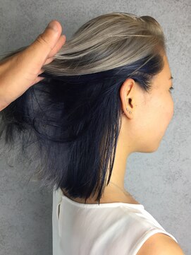 ヘアサロンM 新宿 インナーネイビーブルー【担当.黒木】