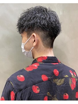 リンダイーロ(Linda Hiro) 【札幌　メンズカット/メンズパーマ（ツイストスパイラル）】