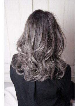 アコレ カリテ 草津店(ACCOLE qualite) 海外ガール！アッシュグレージュ