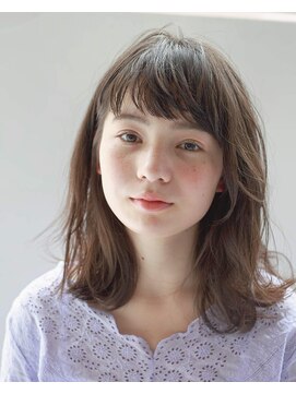 メゾンブラン アヴェダ(Maison Blanc AVEDA) 柔らかいミディアムヘア