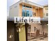 ライフイズ 磐田本店(Life is...)の写真