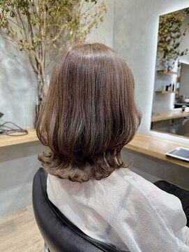 ノアル 大宮店(NOAHL) 20代/30代/40代/ミディアム/レイヤー/小顔カット