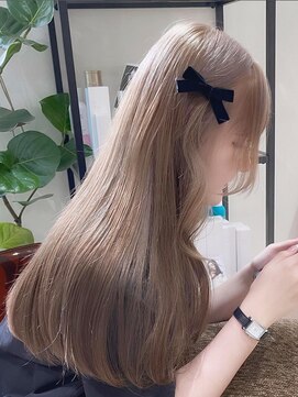 ニトバイアンキシム(nit by ahnkism) 外国人風ミルクティーベージュケアブリーチ堀江
