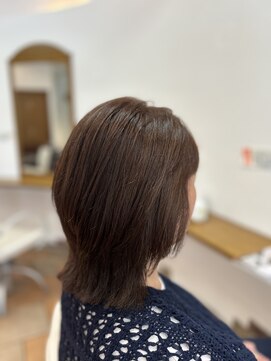 サリュ(Salut) ミディアムレイヤー