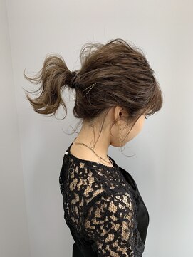 ロッコイースト(ROCCO east) 【ROCCOeast 八王子】ポニーテールアレンジ♪