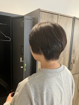 レア(l'ea) スッキリショート×柔らかべージュブラウン