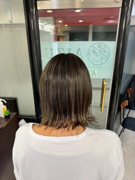 アイズ 本厚木(AIZU) シャドールーツ　バレイヤージュ　白髪ぼかし