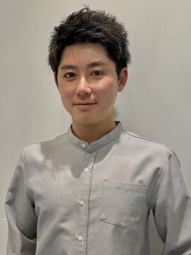 サロウィン 名古屋(SALOWIN) ビジネスマン向けアップバングショート