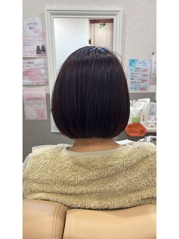 モアプラスビューティーサロン(MORE+ beauty salon)の写真/寄り添った接客&共感力で悩みや理想を引き出してくれるから満足度◎髪のお悩みお気軽にご相談ください♪