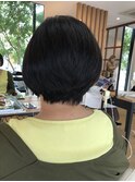 前下がりショートボブ