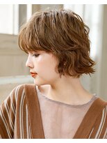 タヤ 府中店(TAYA)&nbsp;20代シースルーバングハイライトオリーブカラーショートボブ