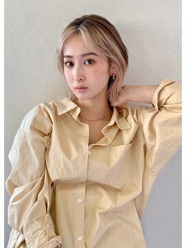 レイラバイアフロート 吉祥寺(Lila by afloat) 顔まわりブリーチ/アッシュミルクティー/ベージュ/くびれボブ