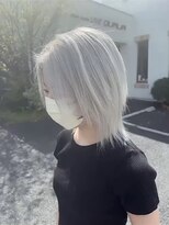 ライブクオリア(LIVE QUALIA)&nbsp;グレイホワイト