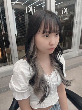 イキ 表参道(iki omotesando) ミディアムヘア/スラッシュ/グレージュカラー/デザインカラー