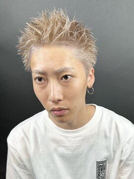 スキル(SKILL) スパイキーショート ミルクティーベージュ