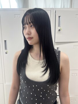 シーラス(cirrus) 【akari担当】つやつや漆黒カラー×レイヤーカット20代/30代