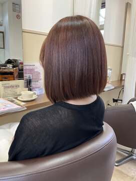 コアフィールフィス(COIFFURE fils) 【見附　今町】前下がりボブ　オレンジカラー　似合わせ