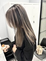 シンカ(thinka)&nbsp;グレージュバレイヤージュ