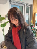 アクト(ACT) 外ハネ/レイヤーカット/グレージュカラー