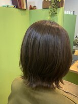 エシカル(ethical)&nbsp;大人かわいい切りっぱなしボブ×ツヤ感ベージュ