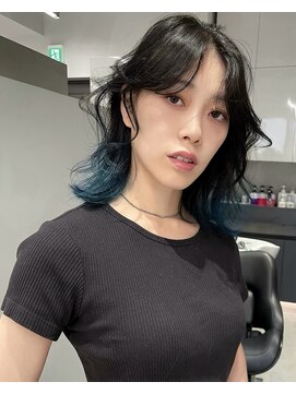 ソル 栄矢場町(SOL) ミディアムレイヤーカット/ルーツカラー/グラデーションカラー