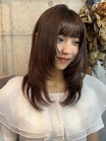 ココ 西葛西南口店(COコ)&nbsp;レイヤー小顔顔周りハッシュカットブリーチなしカラーオリーブ