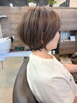 ニノイチ(2NO1)&nbsp;ショート/ショートボブ/丸みショート/白髪ぼかし/