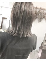 ヘアーアンドアトリエ マール(Hair&Atelier Marl)&nbsp;【Marl】ブルージュカラーの切りっぱなしボブ♪