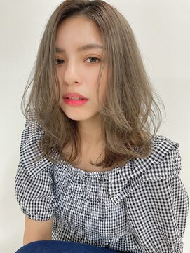 ルービック(Rubik's) 大人可愛いくびれミディ(かきあげグレージュカラー)