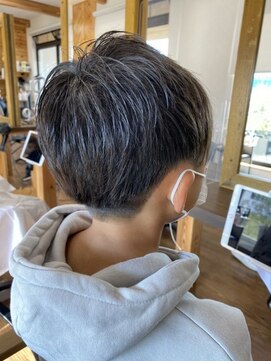 ルッカヘアガーデン バイ ラッシュゴールド(RUCCA HAIR GARDEN by LUSH GOLD) メンズカット