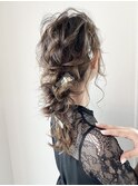編み下ろしヘアアレンジ