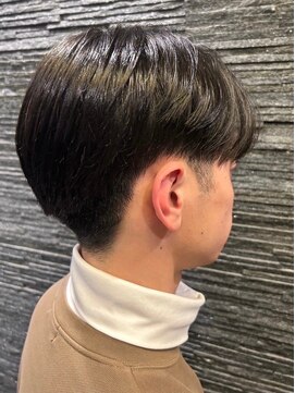 プレミアムバーバー 銀座店(PREMIUM BARBER produce by HIRO GINZA) ツーブロック、厚め刈り上げ