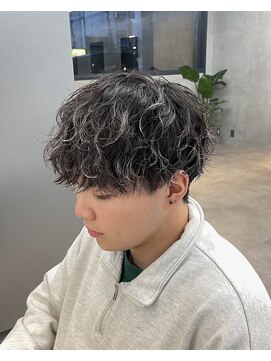 トゥイン 八王子(TWIN) メンズ波巻きスパイラルパーマ/ハイライトメッシュ/八王子駅