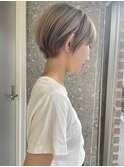 ダブルカラーショートカットハイトーンマッシュショートボブ20代