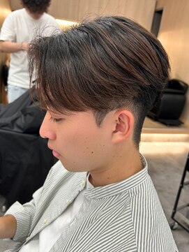 エルマーク 梅田(L-MARK) センターパートニュアンスパーマ韓国カルマパーマコンマヘア