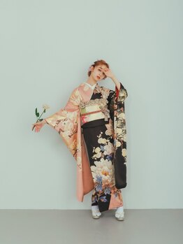 美容室がご提案する振袖展示会！大好評の振袖展示会2026.3.20(祝金)3.21(土)の2日間、開催致します。