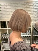【ビフォーアフターあり】内巻きボブ/ミルクティーベージュ