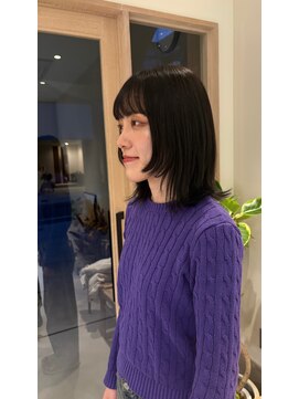 ウキ(uki.) パツッとレイヤーボブ