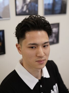 ザチョップショップ キチジョウジ(THE CHOP SHOP KICHIJOJI) テーパーフェード スキンフェードカット シェービング